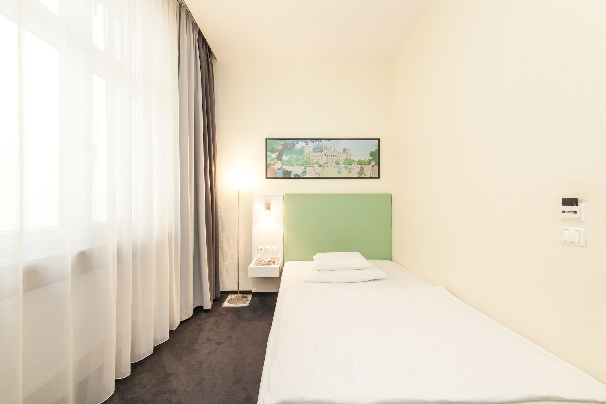Hotel Select Checkpoint Charlie Berlijn