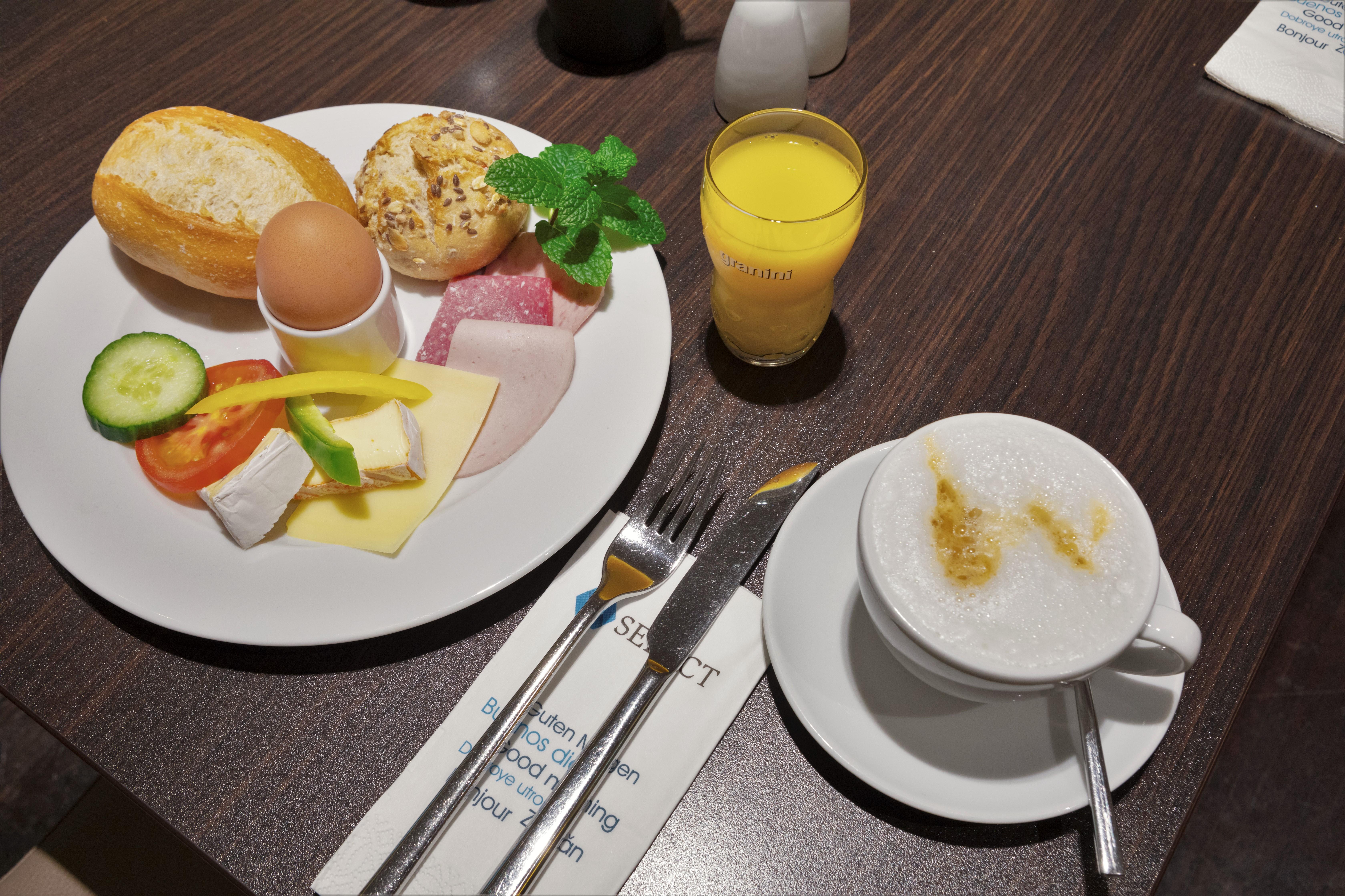 Select Checkpoint Charlie Hotel