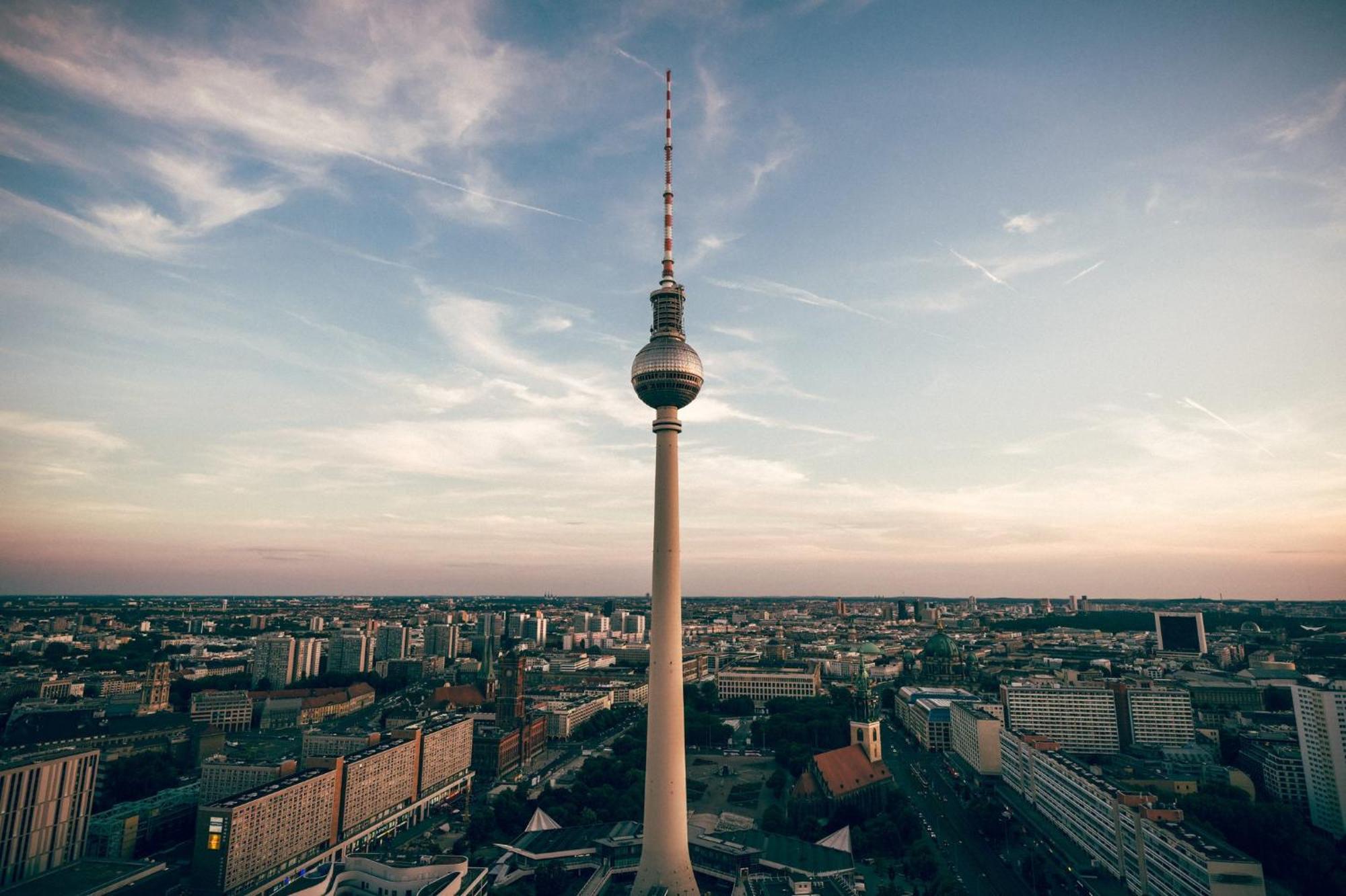 Hotel Select Checkpoint Charlie 4*